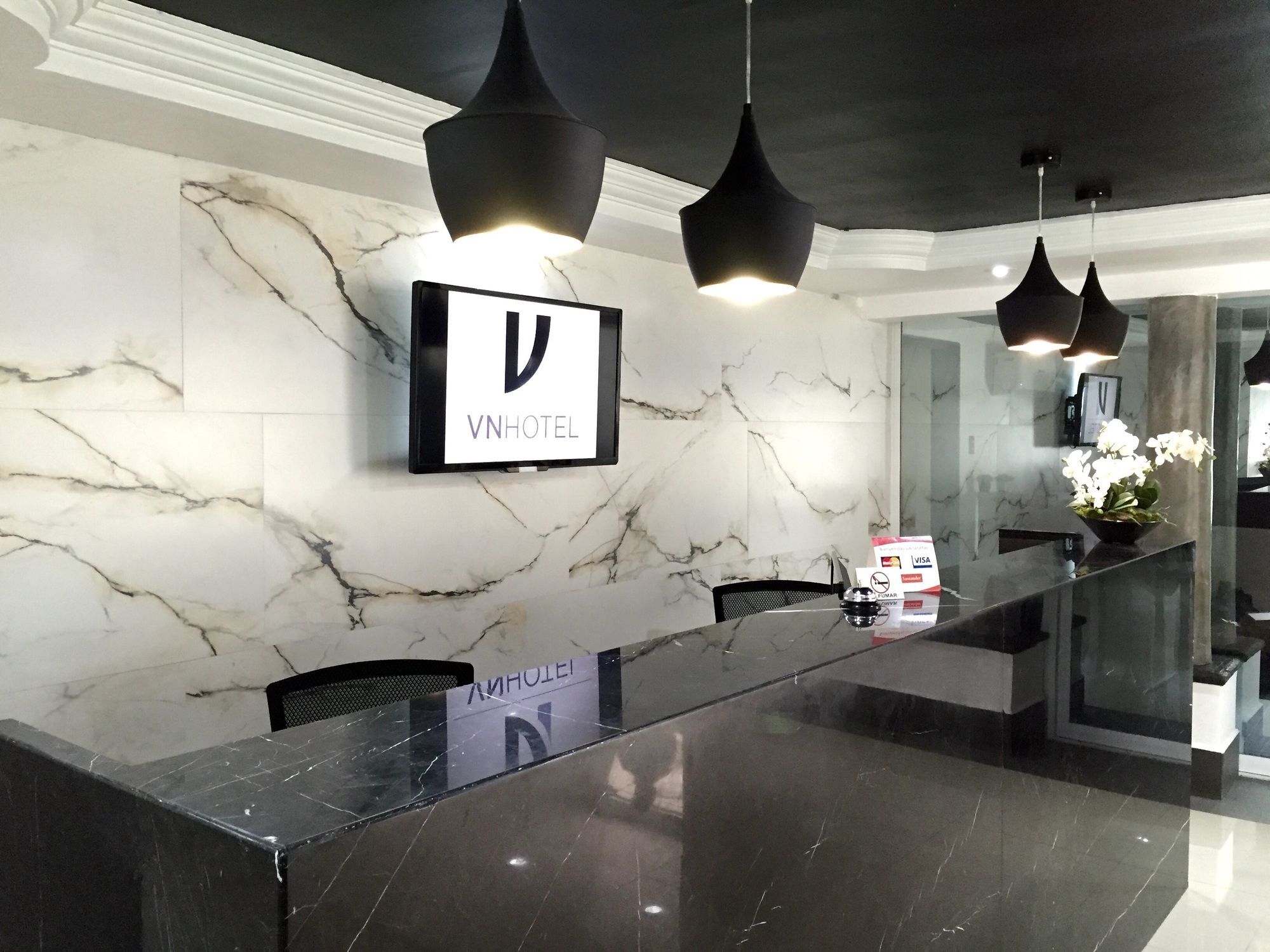 Vn Hotel Монтеррей Экстерьер фото