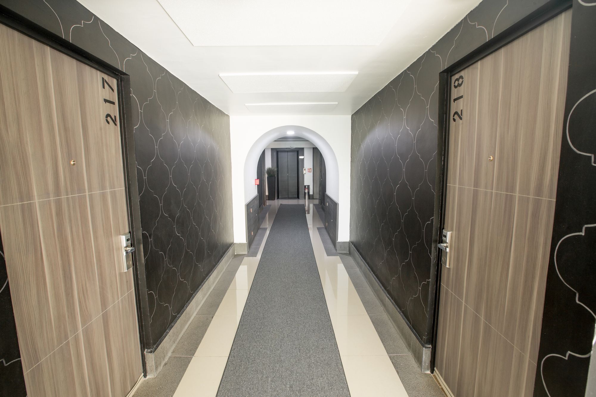 Vn Hotel Монтеррей Экстерьер фото